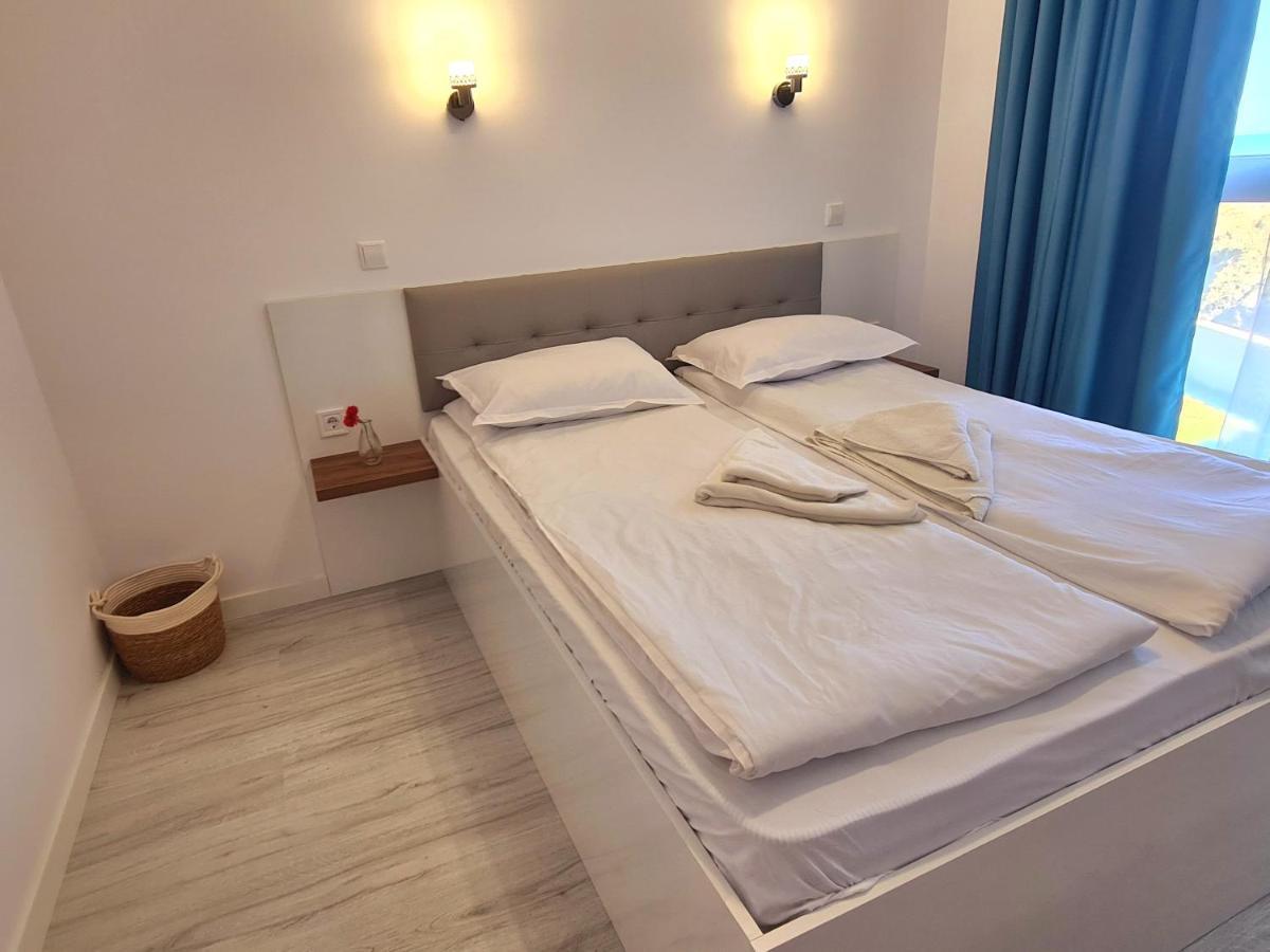 Dolphin Beach Apart Obzor Extérieur photo